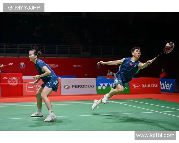 羽毛球赛场上的追梦旅程：陈芳的奋斗与成长故事